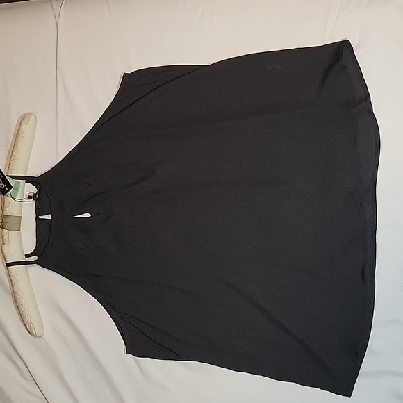 PAPERMOON, Walita, Cutout Detail V-Neck, Sleeveless Black Tank Blouse, XL - Picture 4 of 7